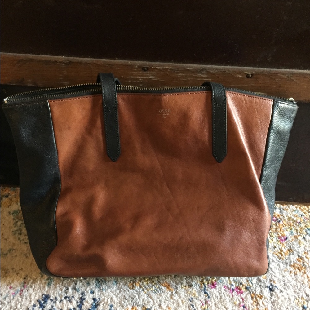 Fossil Tote